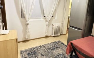 2 camere decomandat - Strada Reșița /  Huedin - Poză 4