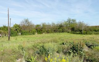 Teren intravilan 5680 mp la E671 / DN in Les, Bihor - Poză 5