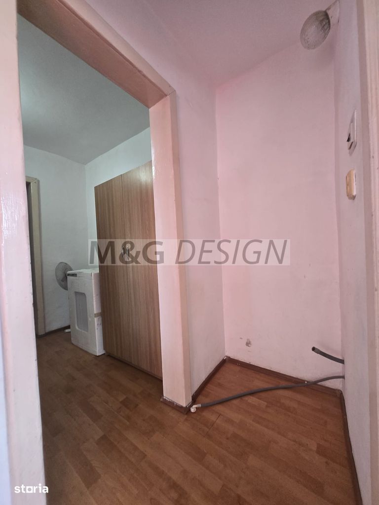 Ap 3 camere, zona Lipovei, etaj 3, decomandat - Poză 11