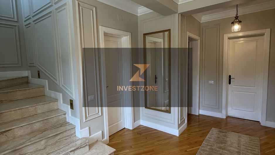 Vilă Lux  Oradea-strada Calimanestilor - Poză 2