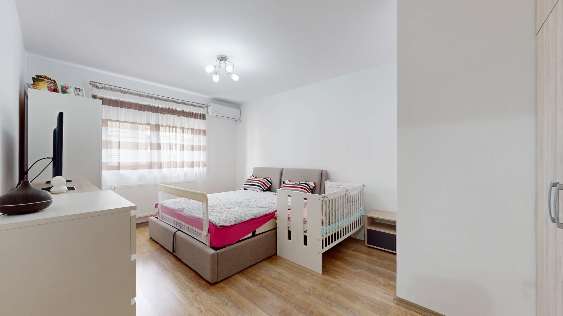 Apartament 2 camere decomandat Dobroiesti - Str. Doinei - Poză 5