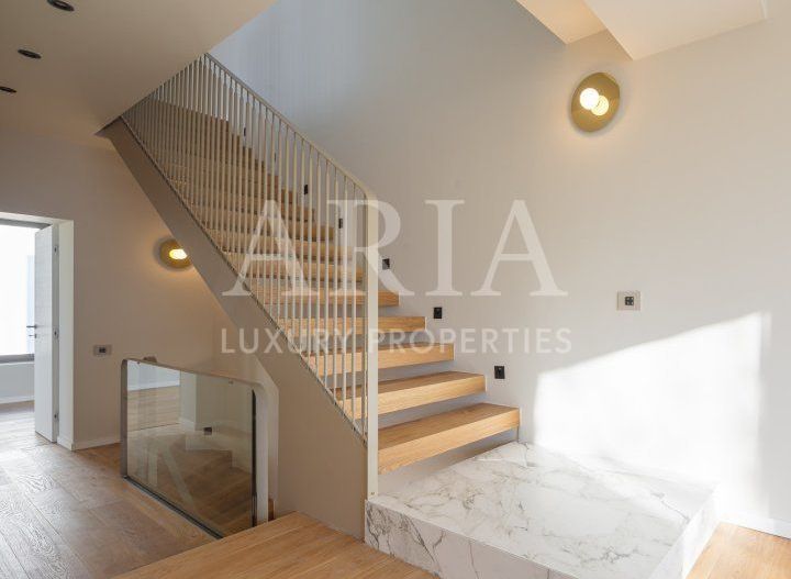 MODERN VILLA - LUXURY GATED COMMUNITY - Poză 2