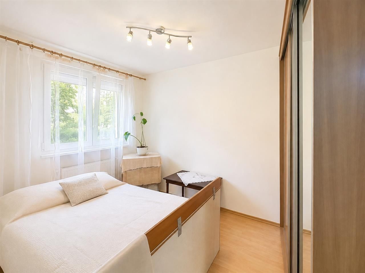 Decomandat, parter, 2 camere, Rovinari, Targu Mures - Poză 3