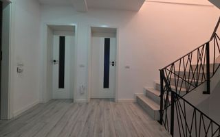 Casă de vânzare mobilata complet 6 camere, 325 mp construiți Aviației - Poză 14