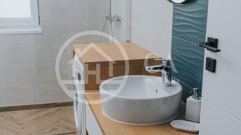 Apartament de închiriat cu 3 camere Ultracentral EAS, Oradea - Poză 8