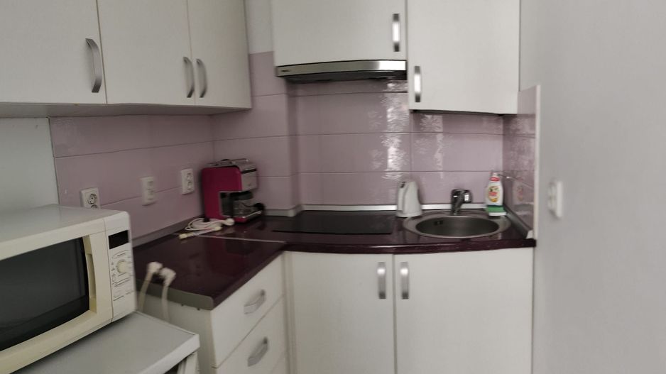 De inchiriat! Casa pretabila birouri, in Gruia - Poză 7