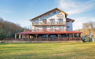 Pensiune, teren 4.460 mp, Hidișelul de Jos, Bihor. 685.000 Euro (neg). - Poză 3