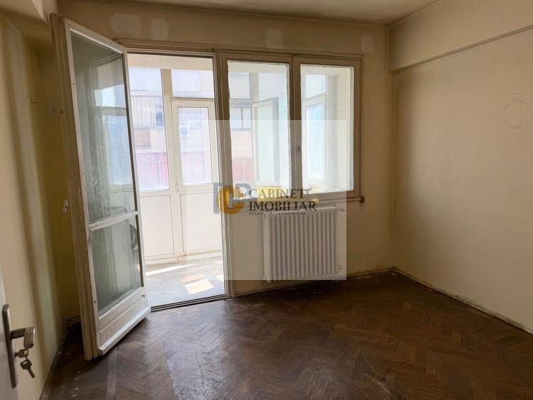3 camere I Cismigiu  I De renovat I Etaj 4 - Poză 4