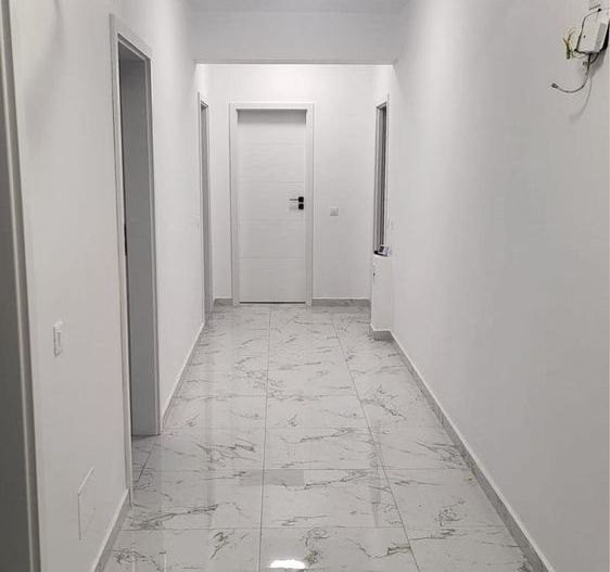 Apartament 3 camere, parter, nemobilat,  Complex Exigent Plaza - Poză 1