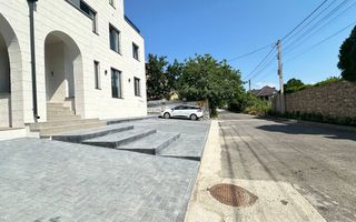 Vânzare, apartament 4 camere, str. Merilor, Ialoveni - Poză 2
