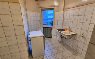 Apartament cu 3 camere - piata Unirii - Poză 6
