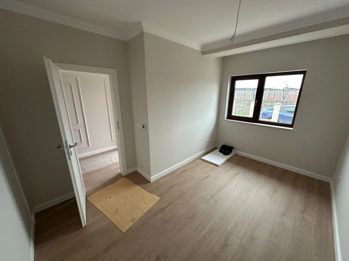 CASA TIP DUPLEX DESPARTIT PRIN GARAJ - Poză 29