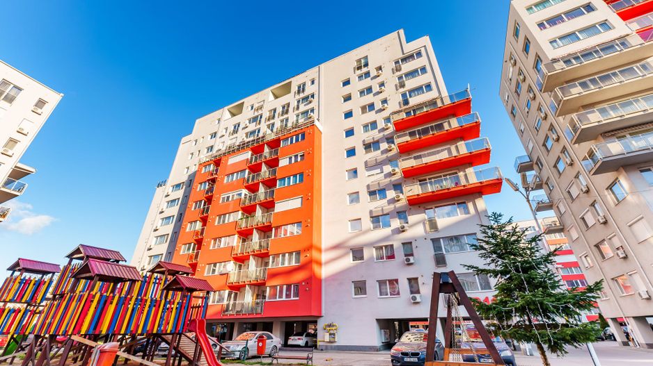 De închiriat apartament cu 3 camere la ARED Uta! - Poză 1