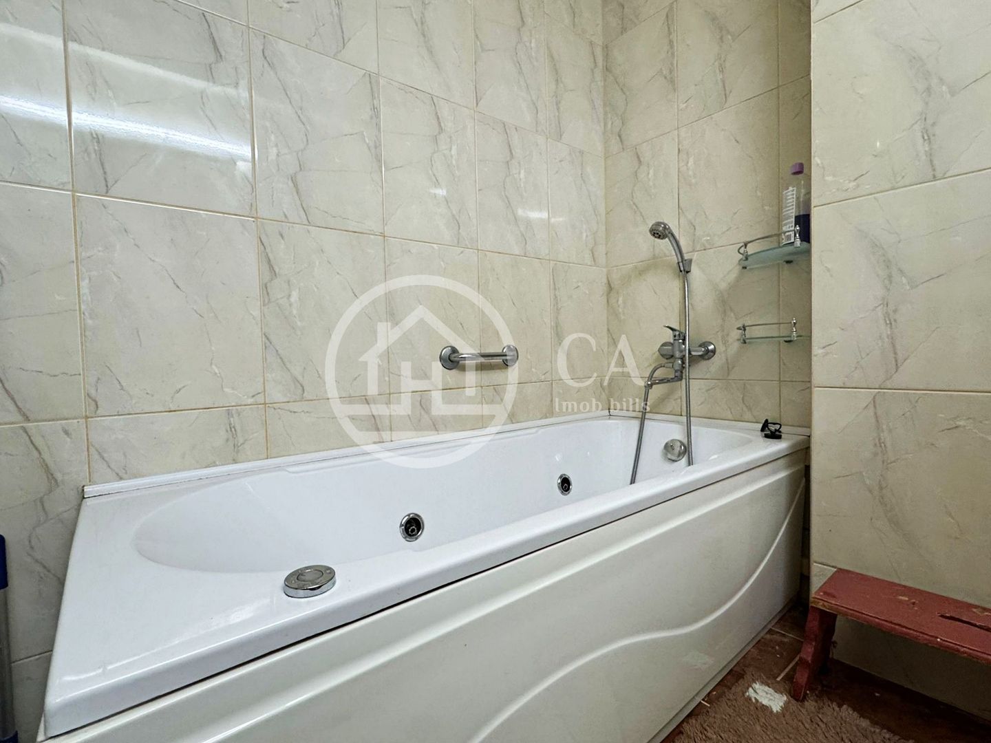 Apartament de închiriat cu 3 camere în Centrul Civic, Oradea - Poză 12