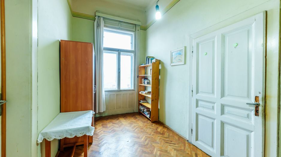 Apartament cu 2 camere Strada Episcopiei - Poză 2