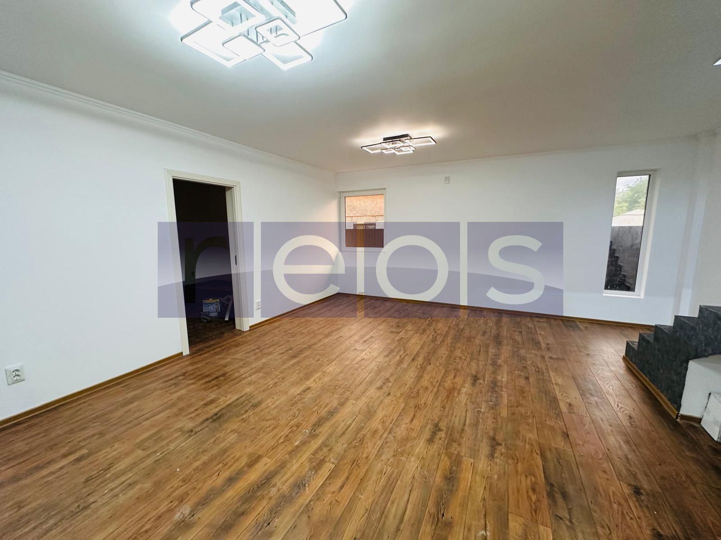 CASA DE VANZARE | 6 CAMERE | 1050 MP - Poză 7