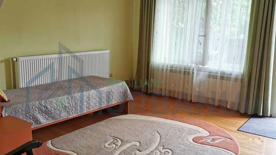 Apartament cu o cameră în zona TgCucu, la casă, parter, intrare separată - Poză 4