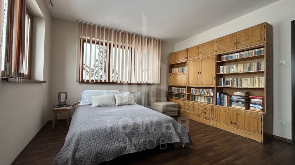 De închiriat Etaj + Mansardă 180 mp | 7 Camere cu 7 Băi | Lupeni - Poză 2