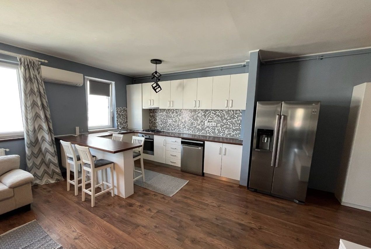 Apartament ultrafinisat 3 camere, zona Muzeul Apei - Poză 1