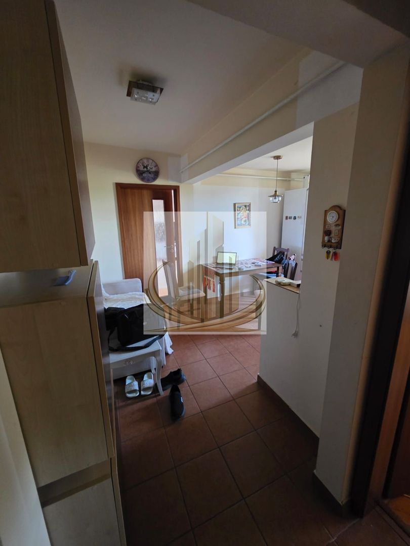 Apartament 3 camere 2 bai zona Gheorghe Lazar et. 3 - Poză 1