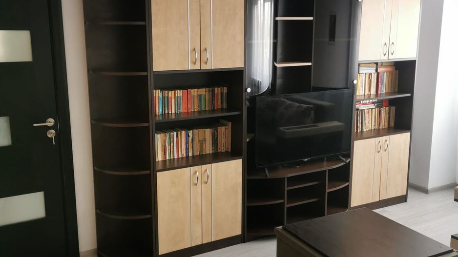 De inchiriat apartament cu 3 camere , Tineretului sector4 - Poză 3