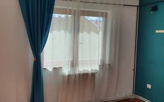 Apartament 2 camere de vânzare, Pacurari, str. Toma Cozma, nr. 99, bl. 570, sc. C, et. 4/4, zona liniștită, aproape de Copou, Universitate, UMF - Poză 3