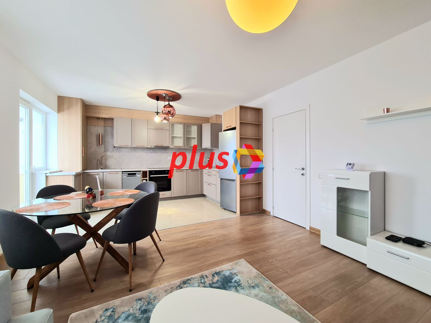 Apartament doua camere de vanzare - Sub Cetate - Sânpetru - Poză 4