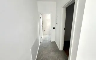 Apartament cu 4 camere pe 2 nivele in Giroc - Poză 16