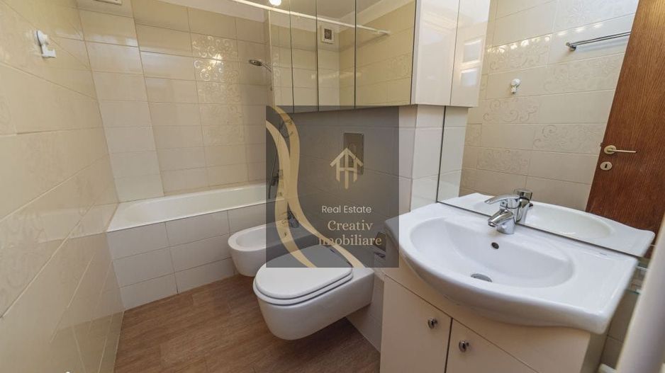 De vanzare apartatament cu 3 camere cu 2 bai si loc de parcare! - Poză 6