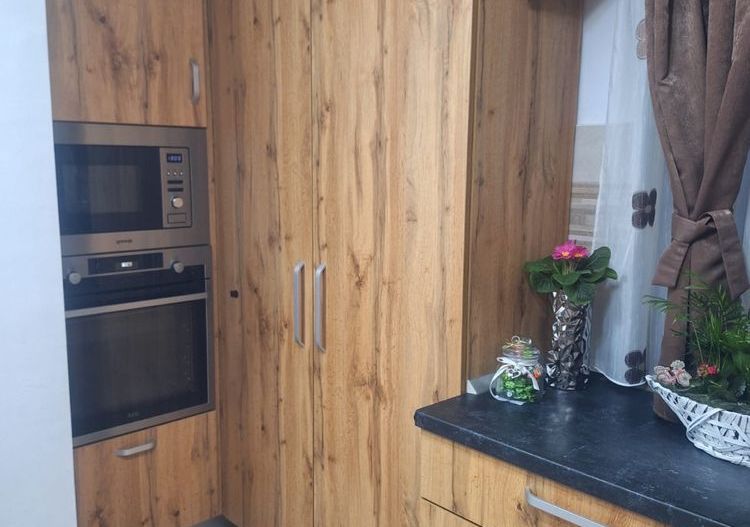 BRASADAS vinde ap 2 cam etaj 4/4 în Micro 16. - Poză 7