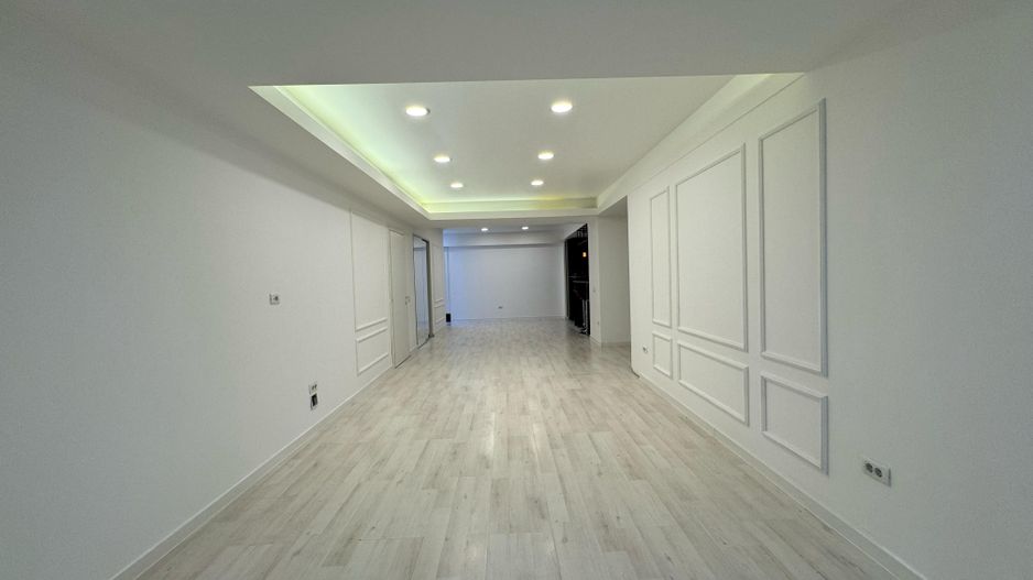 3 CAMERE| CURTE PROPRIE | ARON COTRUS- HERASTRAU - Poză 5