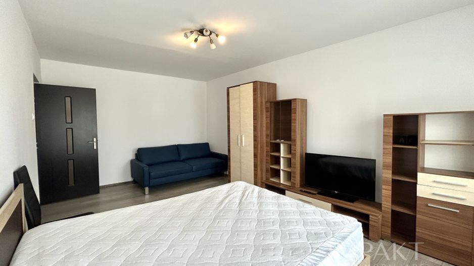 Apartament pentru 2 studenti, cu 2 camere decomandate in Cipariu ! - Poză 2