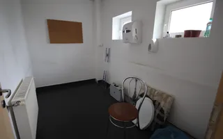 Cladire de birouri, SAD, parcare prorpie, clinica medicala - Poză 21