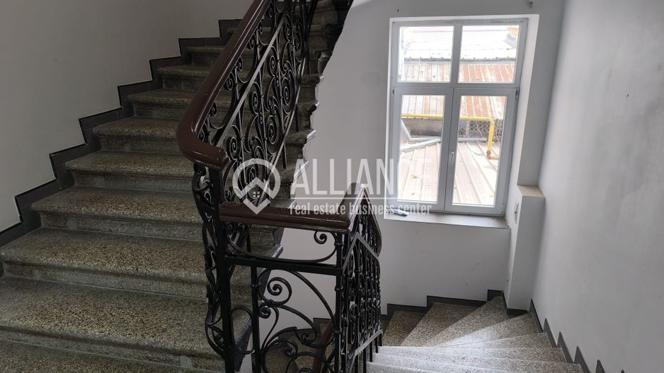 CENTRU HOTEL GRAND(COD03)- Cladire de birouri emblematica ! - Poză 17