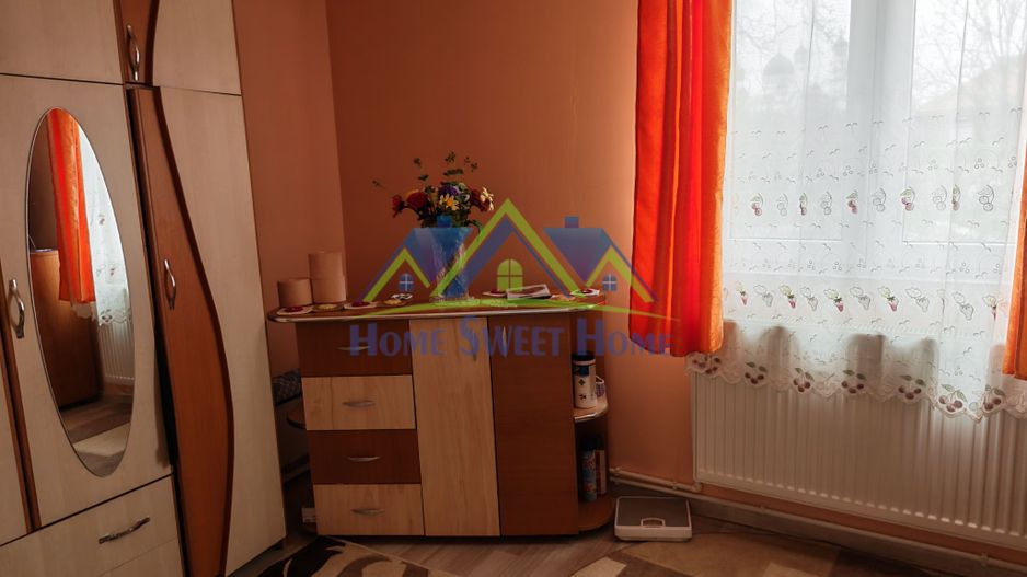 Casa de vanzare in Ghelari – liniste, natura si spatiu generos! Schimb - Poză 7