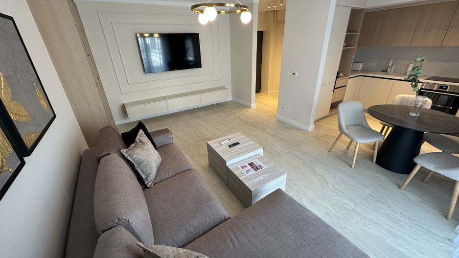 Apartment deosebit cu curte proprie si loc de parcare - Poză 4