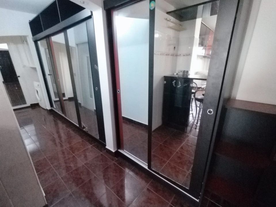 Apartament 3 camere, etaj 1, aproape de Facultate, zona Micalaca - Poză 12