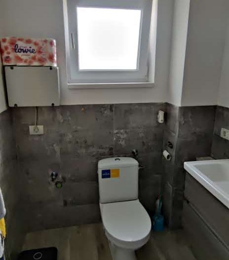 DUPLEX MOSNITA NOUA  98 MP UTILI CU 375 MP TEREN - Poză 20