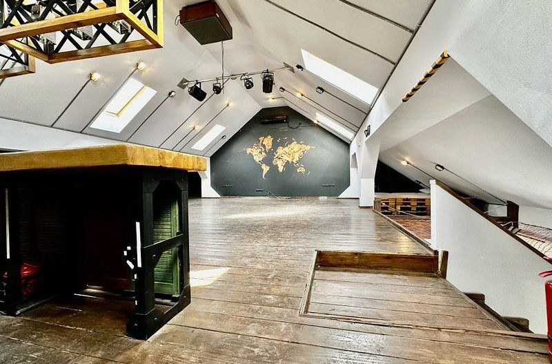 Birou inedit, complex în Piața Unirii - Poză 18