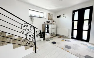 Casa moderna la cheie cu teren 485 mp Stefanesti - Poză 14