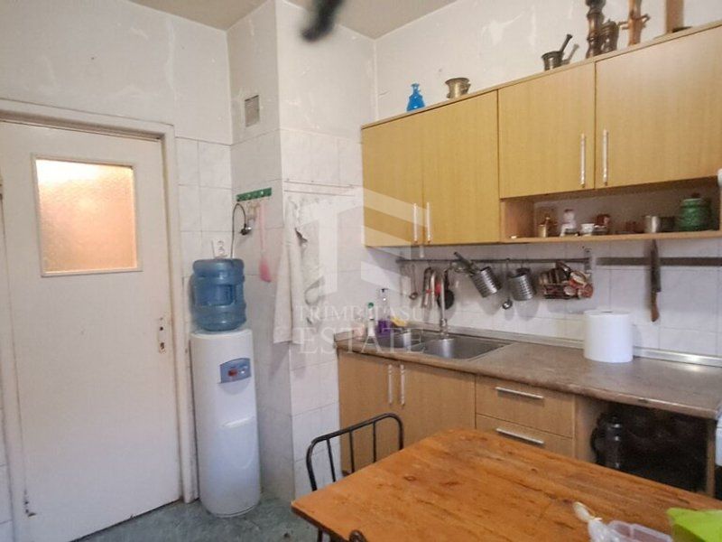 4 camere | 137 mp | Matei Voievod - Poză 17