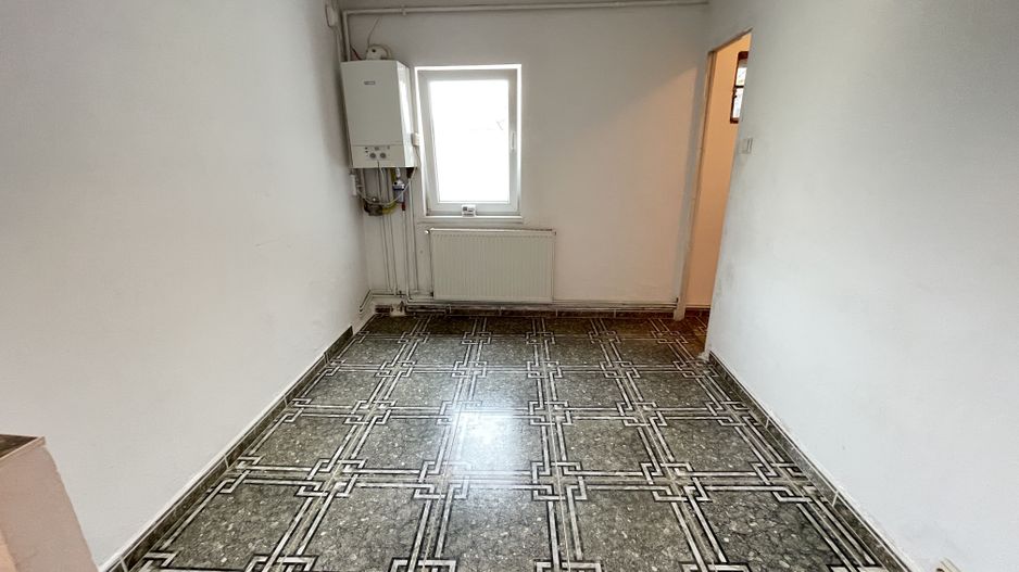 Apartament decomandat in zona Bucovina - Poză 7