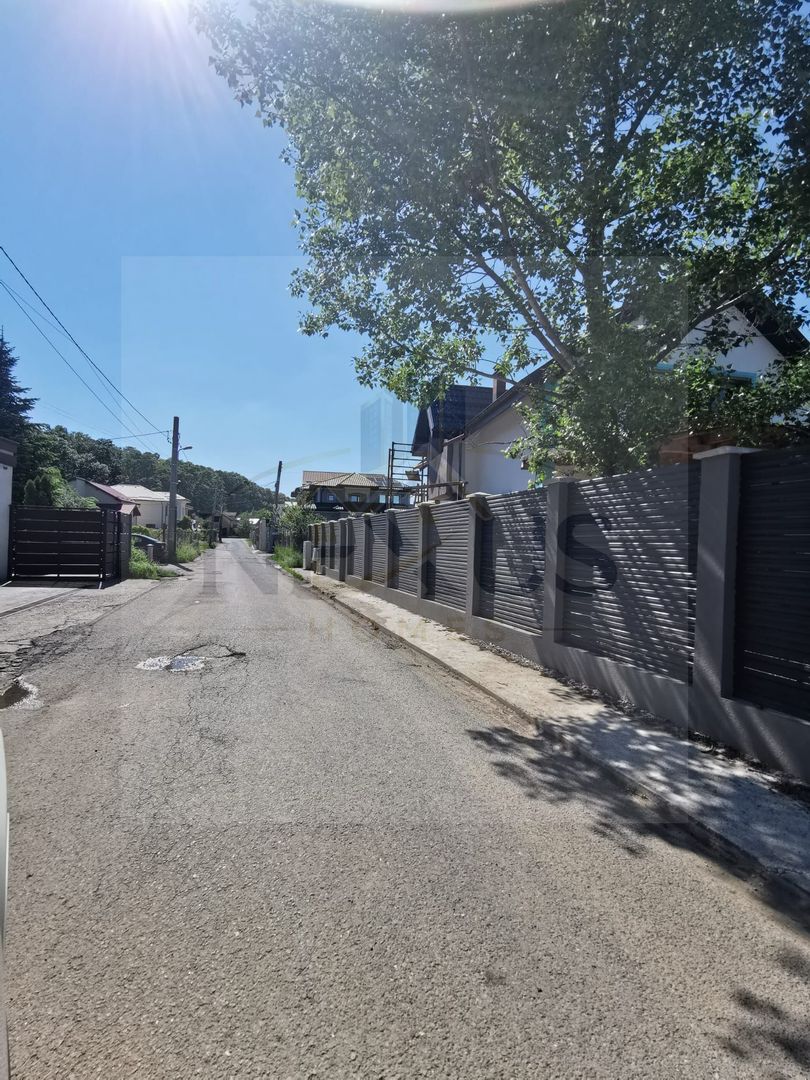 Corbeanca - Teren intravilan - 974 mp - Utilitati - Acces asfaltat - Poză 2