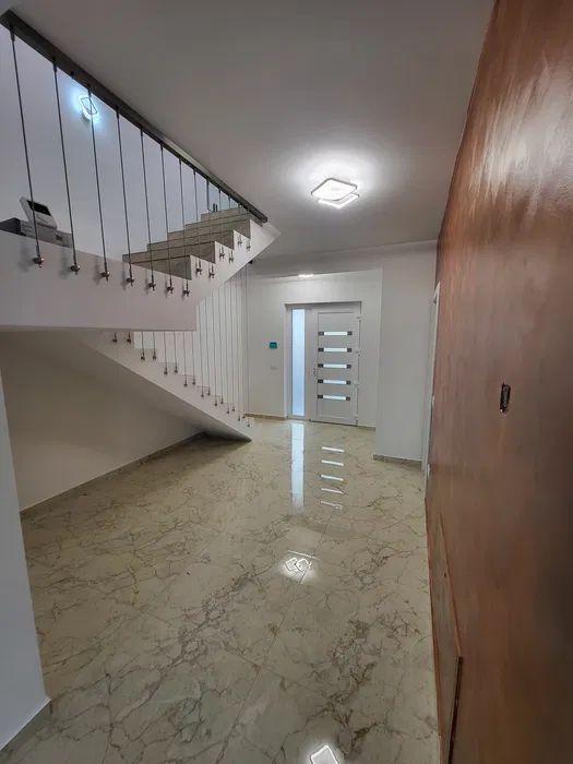 Duplex P+E spațios cu finsaje PREMIUM - Diponibil imediat! - Poză 2