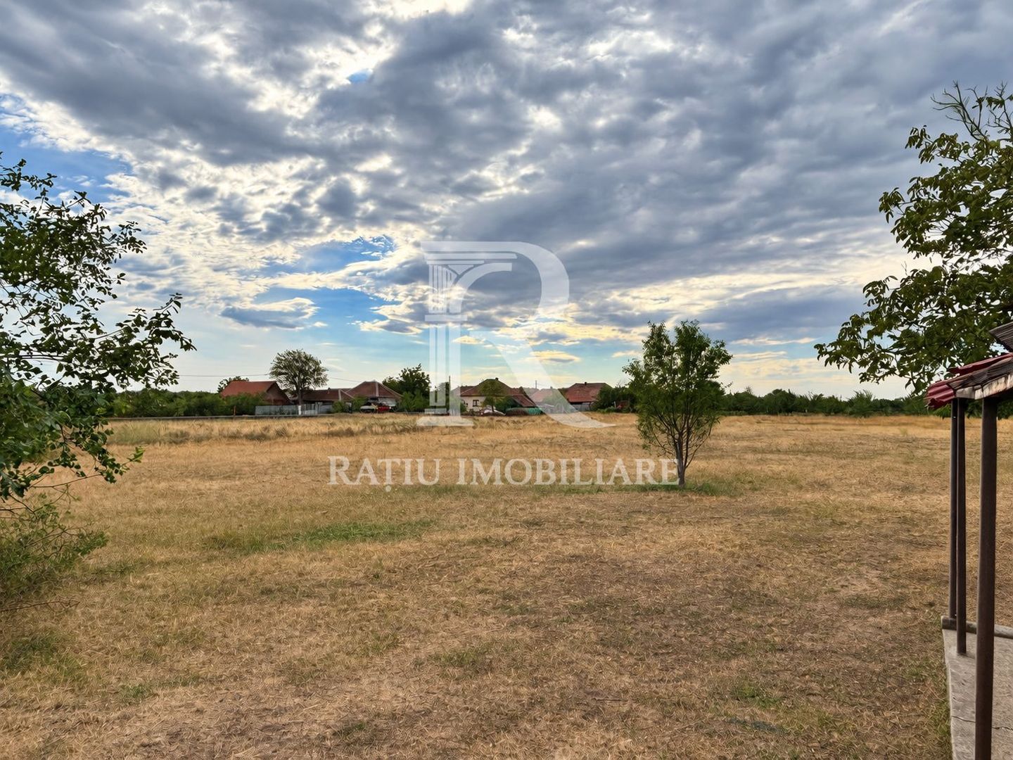 Casa demolabila | Teren 2800 mp | Avram Iancu | Bihor - Poză 3