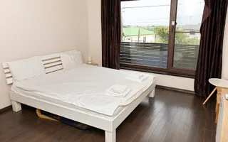 Vilă 5 dormitoare, 4 băi, 2 248mp teren, piscină. Preț: 229 000 E. - Poză 34