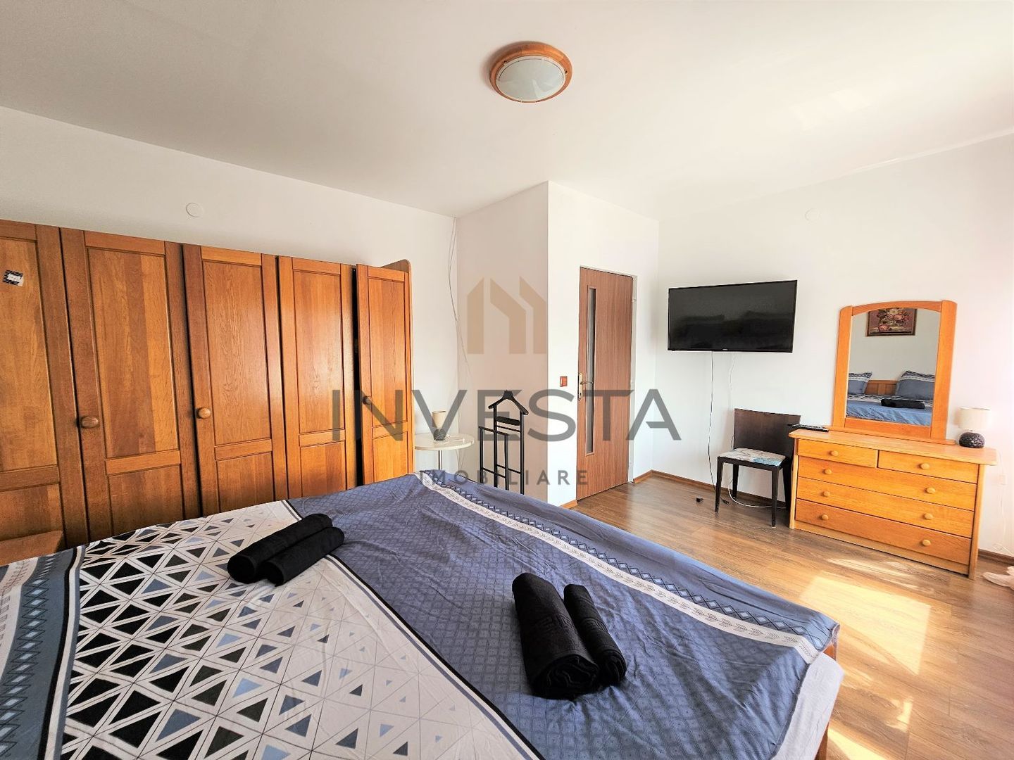 Apartament spatios cu 10 camere si parcare de inchiriat, Borhanci! - Poză 14