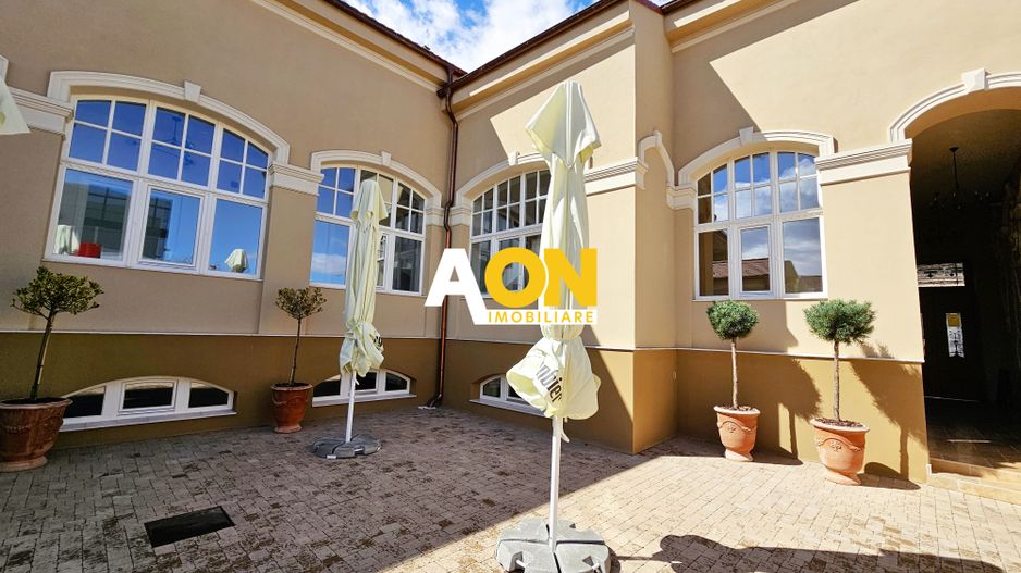 Spatiu de birouri,2 camere, ultracentral, 45 mp - Poză 1