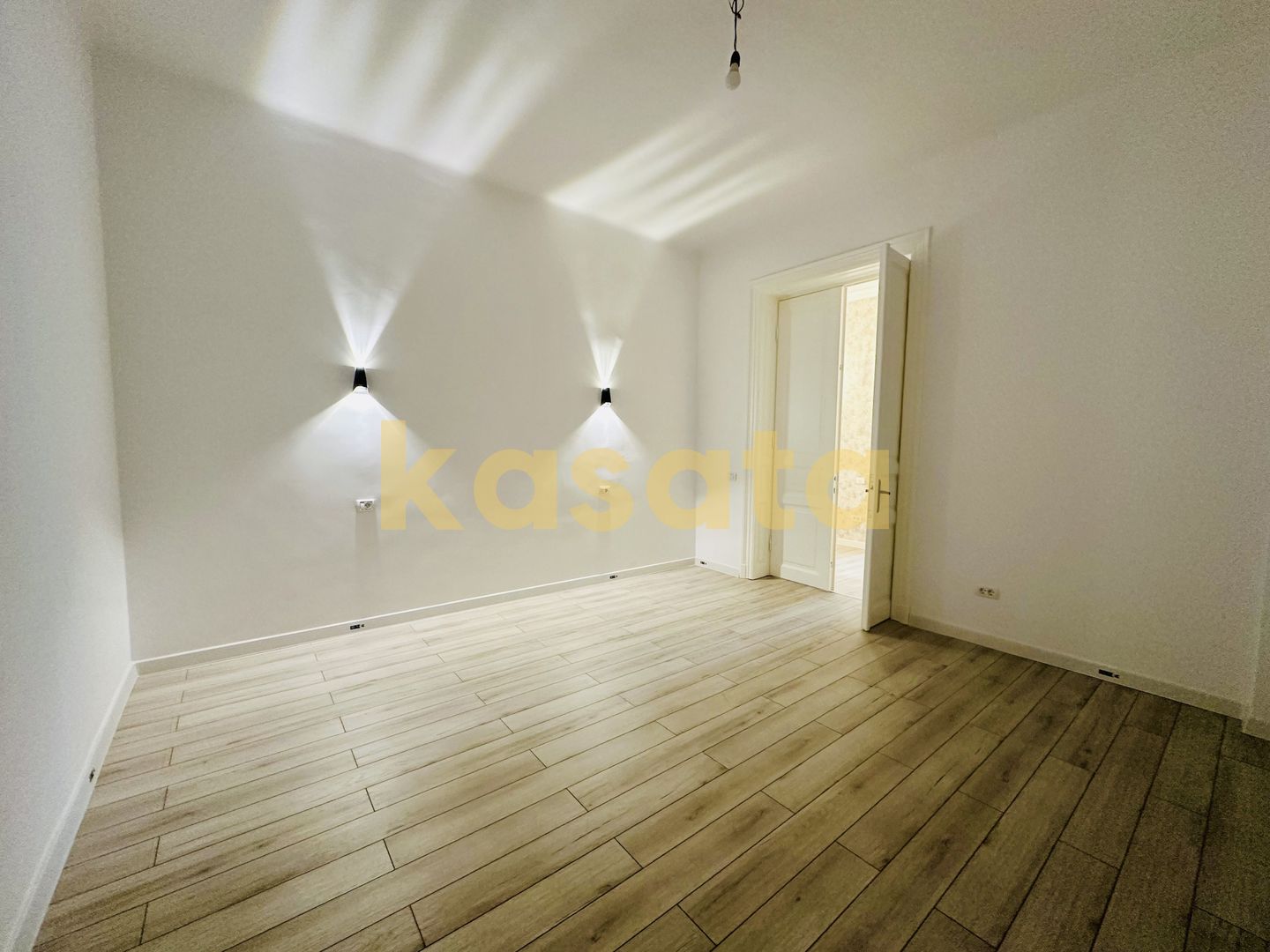 OPORTUNITATE | APARTAMENT 4 CAMERE | UNIVERSITATE | CENTRALA PROPRIE - Poză 2