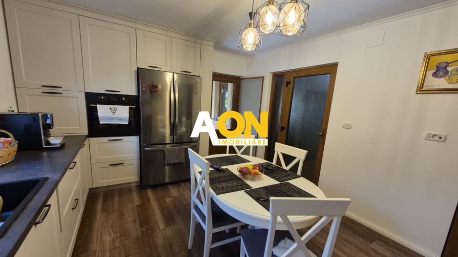 Duplex, D+P+M+1, 200 mp utili, Teren 1100 mp, Zona Micesti - Poză 10